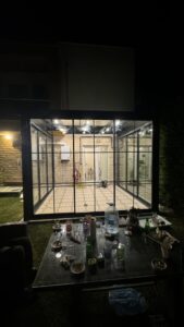 cam kış bahçesi uygulaması gece görünümü alüminyum kış bahçesi sistemi