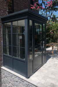 Villa giriş köşe cam rüzgarlık sistemi alüminyum doğrama