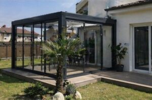 Gönen kış bahçesi, pergola ve alüminyum cam sistemleri ile dört mevsim konforlu yaşam alanları sunuyoruz. Modern ve uygun fiyatlı çözümler için keşfedin.
