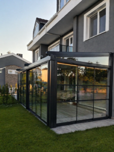 Atakum kış bahçesi modern cam sistem villa uygulaması