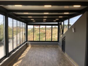 sandviç panel teras kapama cam kapalı balkon modern kış bahçesi
