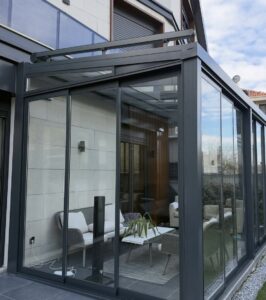 Beykoz Paşabahçe kış bahçesi uygulaması cam sistem modern tasarım