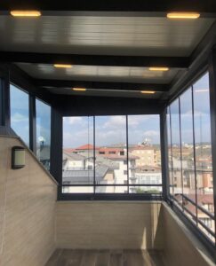 Üsküdar sandviç panel teras kış bahçesi kapama sistemi