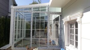 PVC ısı yalıtımlı cam sistemli modern kış bahçesi uygulaması