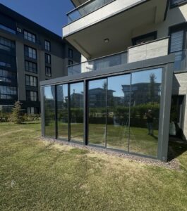 Gelibolu sürgülü cam kış bahçesi modern cam kış bahçesi sistemi bahçe bağlantılı