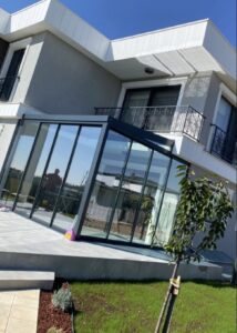 Eceabat cam tavanlı kış bahçesi modern kış bahçesi sistemleri balkon kış bahçesi uygulaması